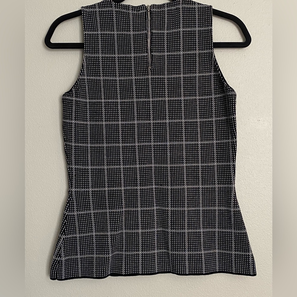 Peplum Sleeveless Blouse - Picture 2 of 4
